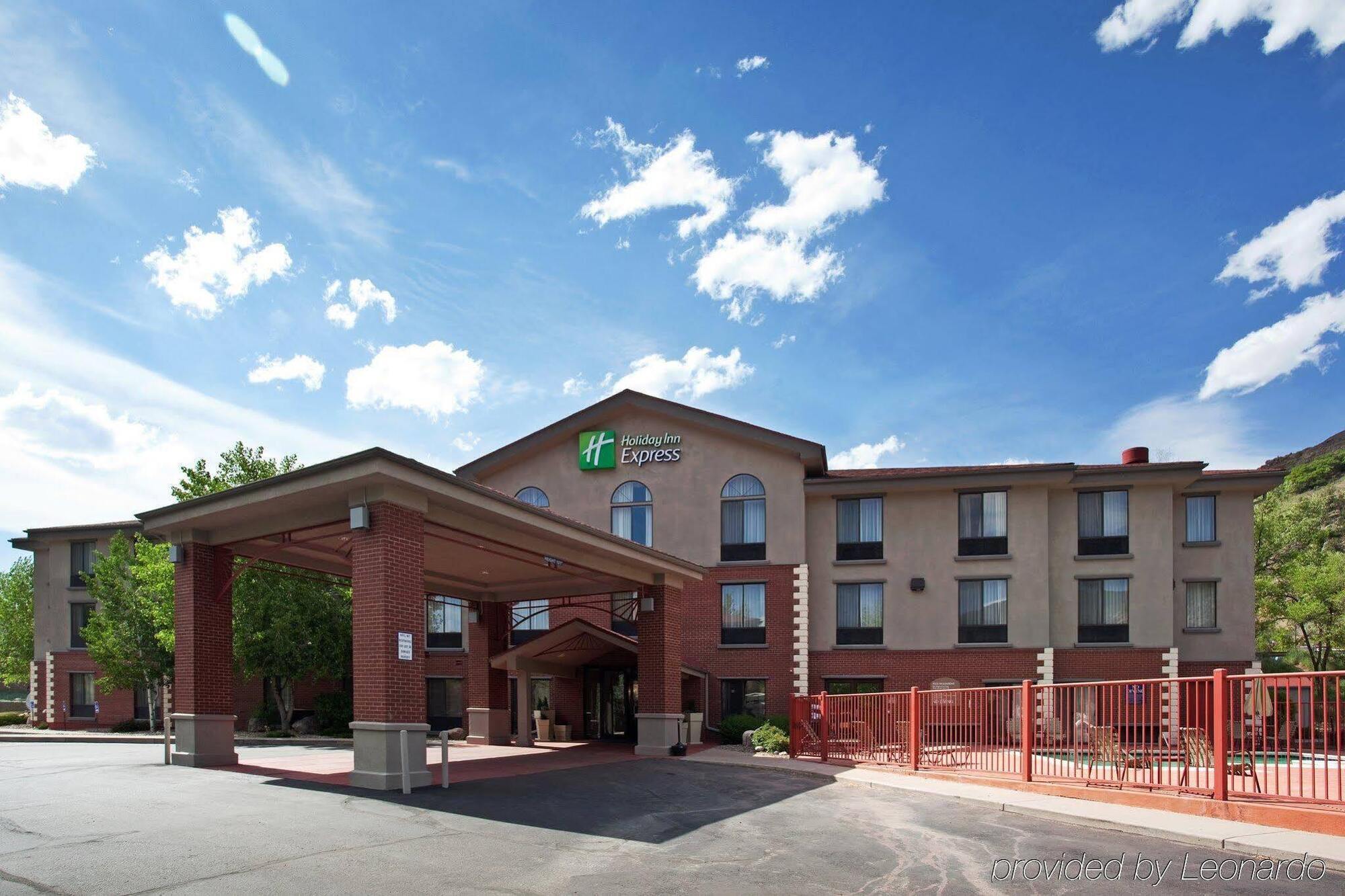 Holiday Inn Express Glenwood Springs Aspen Area, An Ihg Hotel Eksteriør bilde